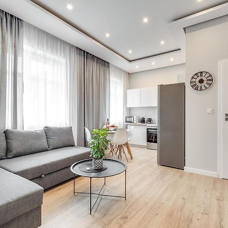 Central Platinum Apartments 28 Z Balkonem 리브니크 외부 사진