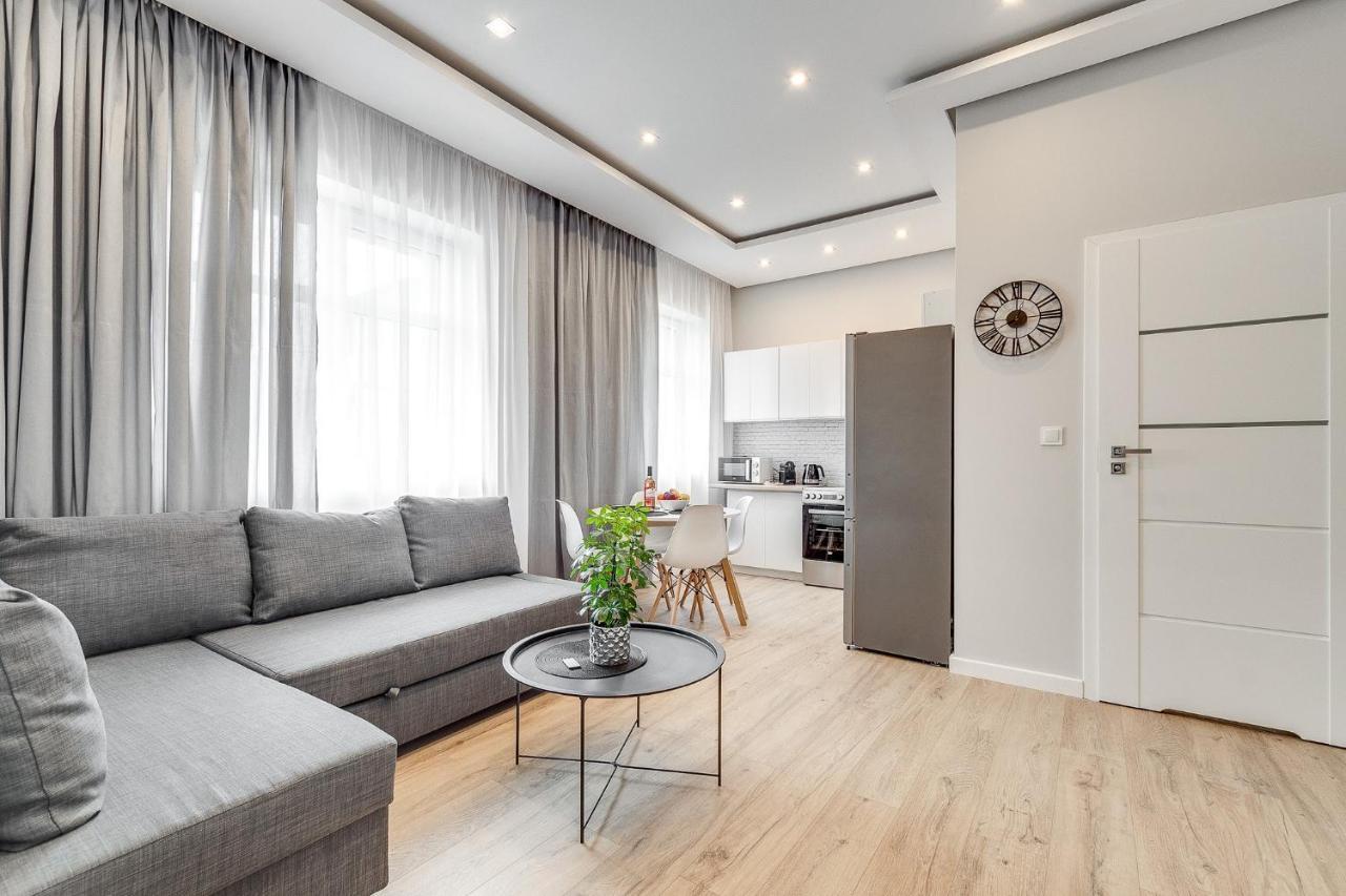 Central Platinum Apartments 28 Z Balkonem 리브니크 외부 사진